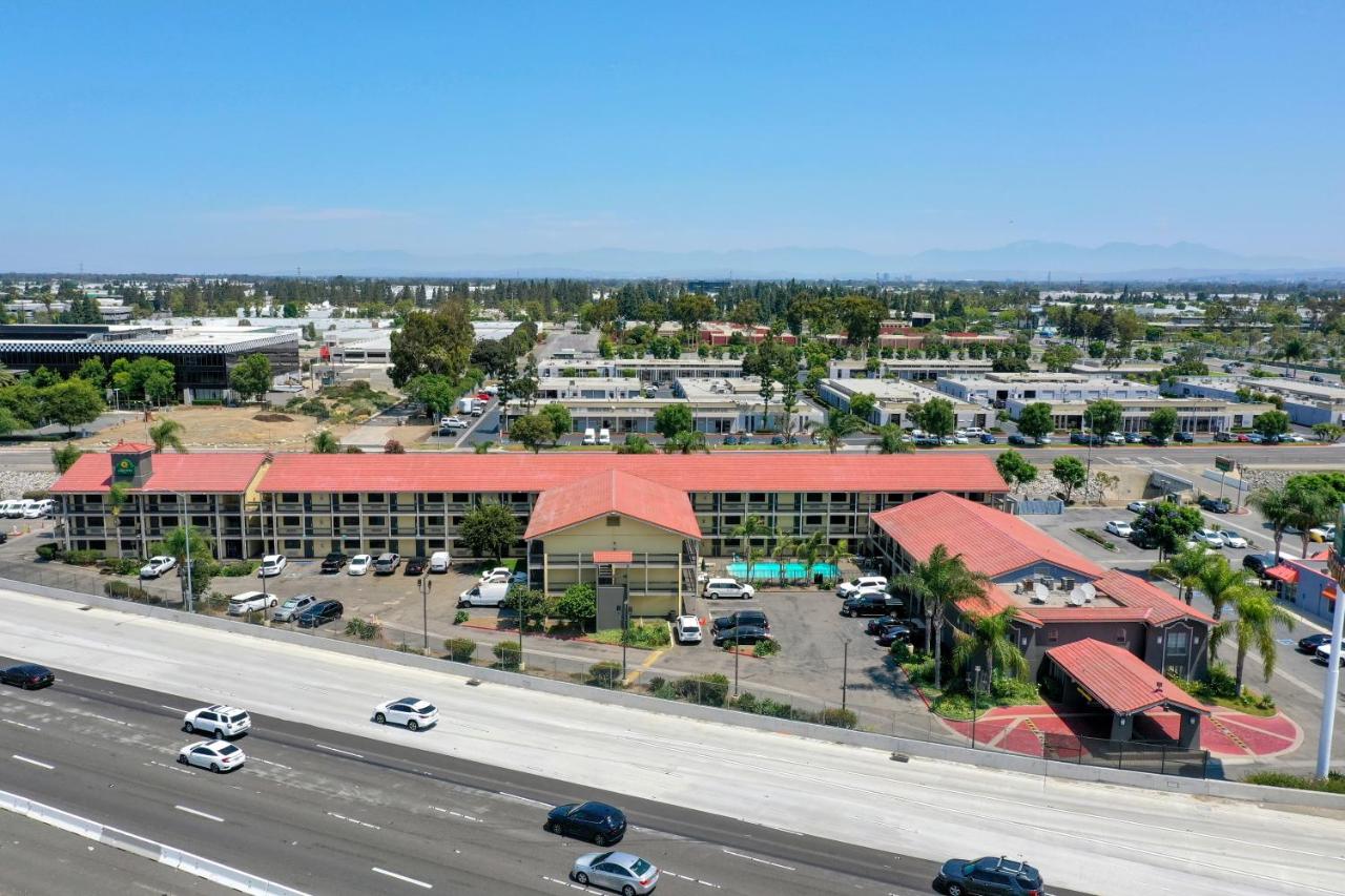 | La Quinta Inn by Wyndham Costa Mesa Orange County