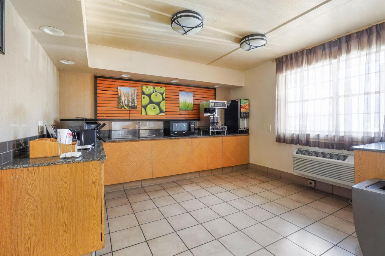 | La Quinta Inn by Wyndham Costa Mesa Orange County