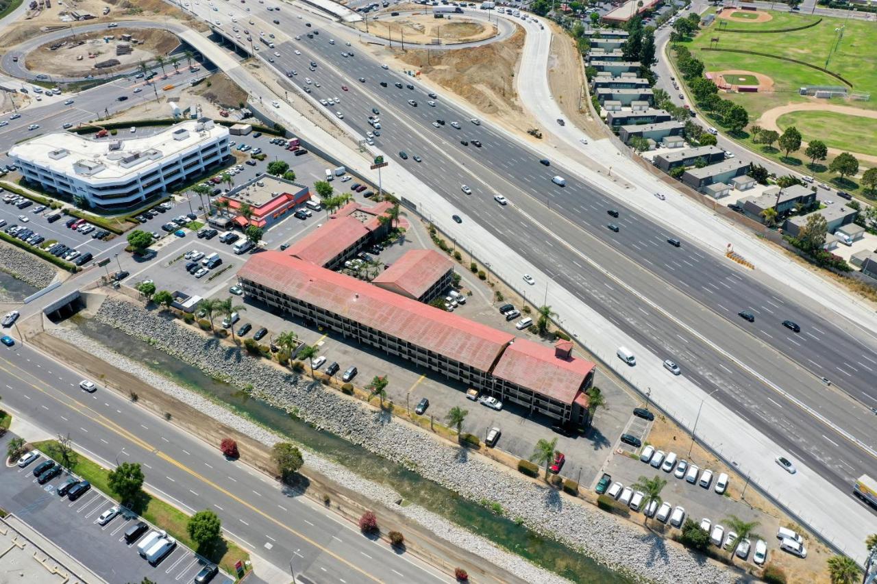 | La Quinta Inn by Wyndham Costa Mesa Orange County