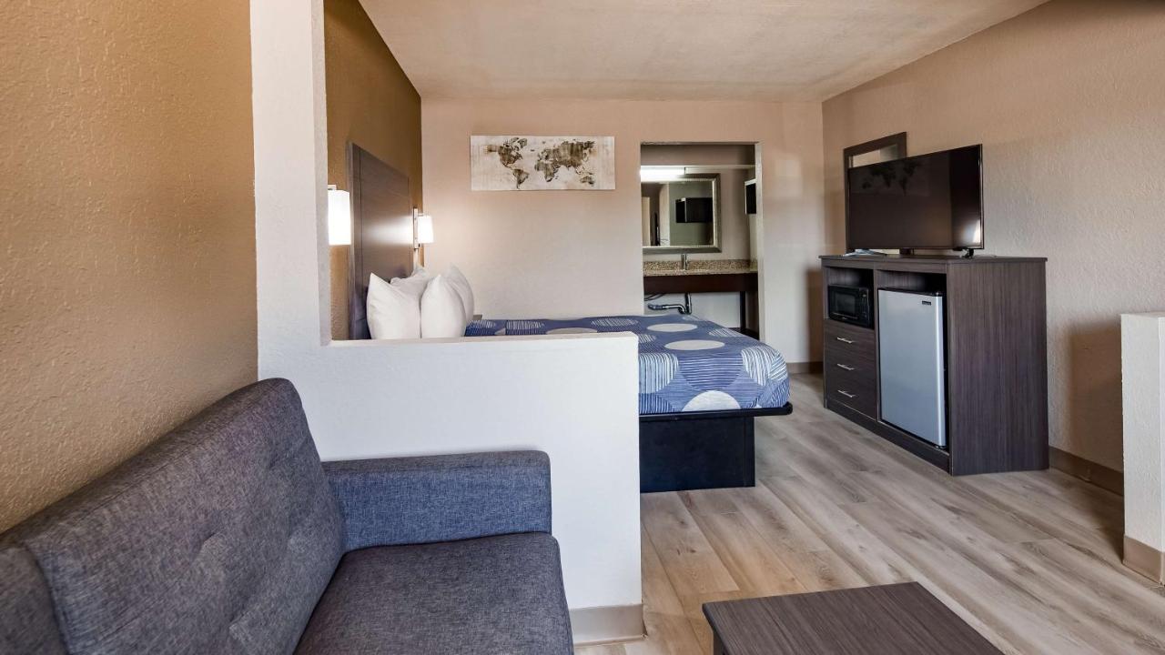 Queen Room with Sofa Bed at SureStay Hotel by Best Western Olathe