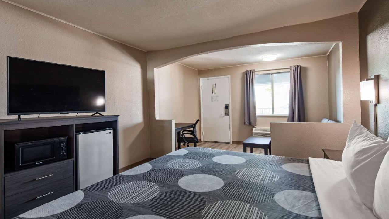 King Room with Sofa Bed at SureStay Hotel by Best Western Olathe
