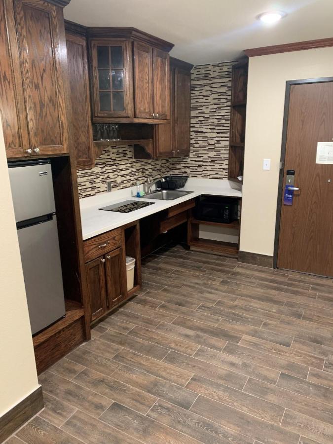 Accessible Efficiency Suite with Two Queen Beds and Sofa Bed - Non Smoking at Comfort Suites West Monroe near Ike Hamilton Expo Center