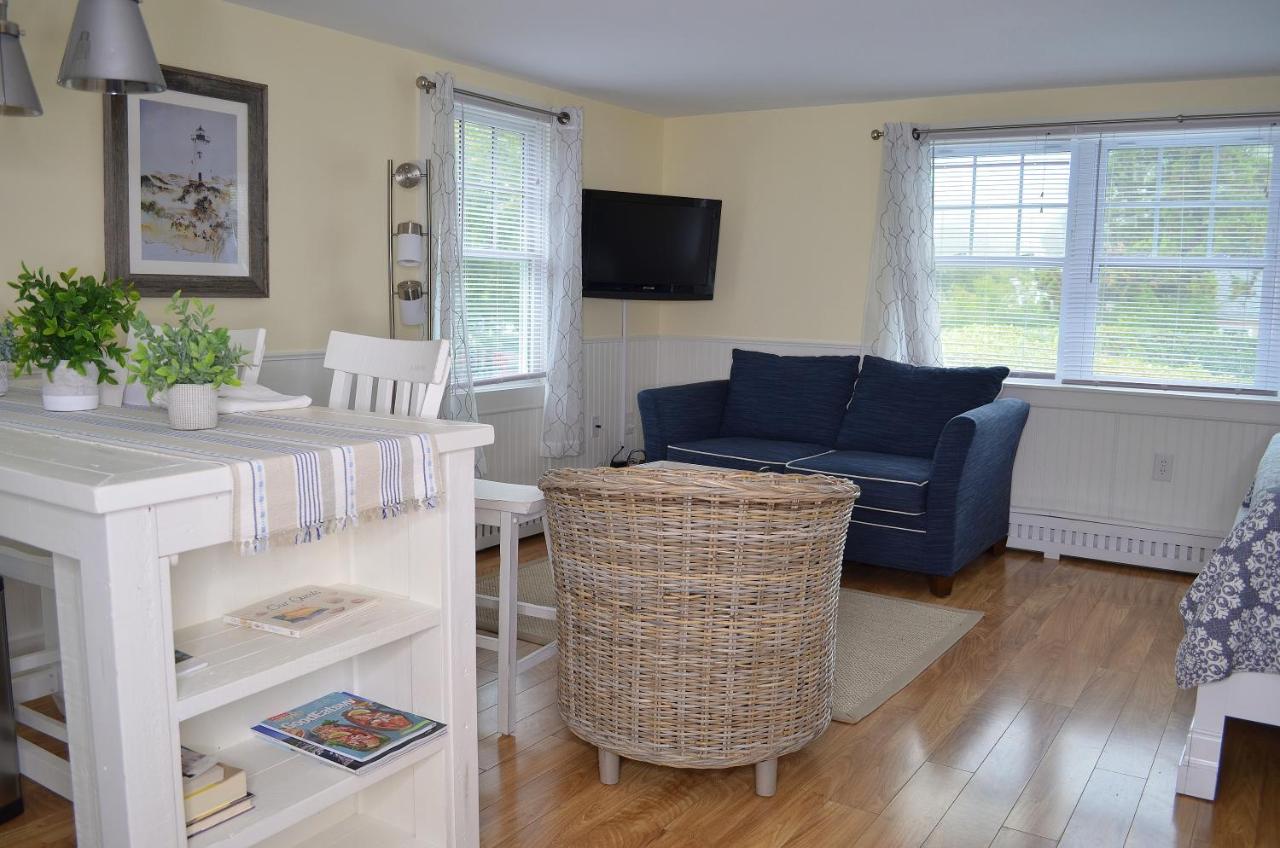 | Edgartown Commons Vacation Apartments