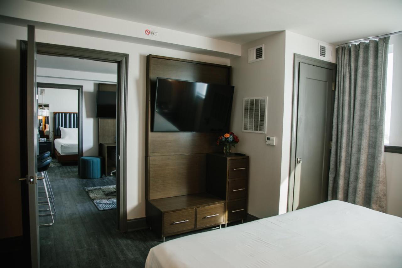 Two-Bedroom King Luxury Suite at Hotel Legends