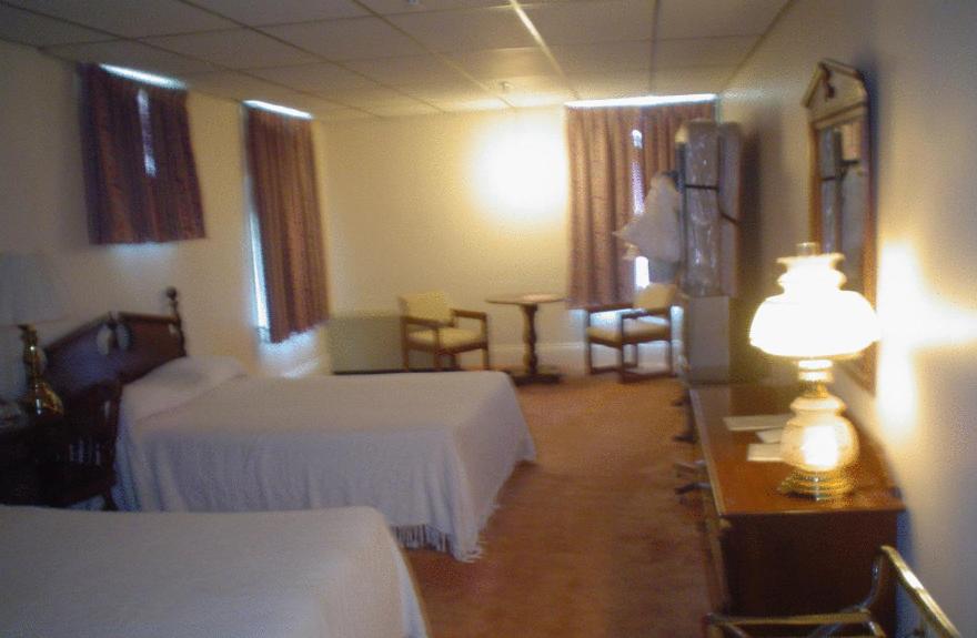 | Old National Hotel