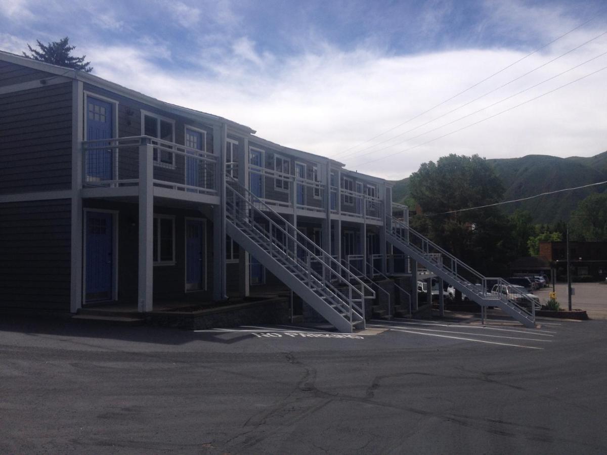  | Basalt Mountain Inn