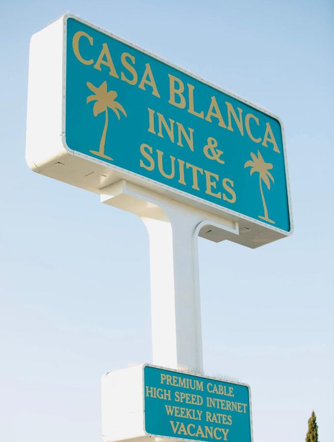 | Casa Blanca Inn & Suites Whittier