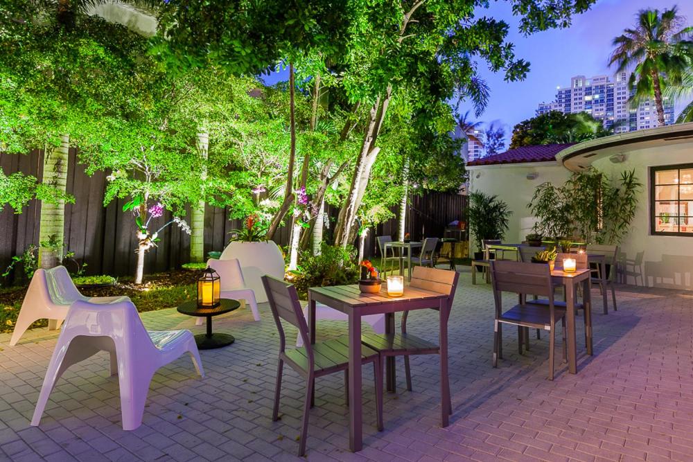 | Bars B&B South Beach Hotel