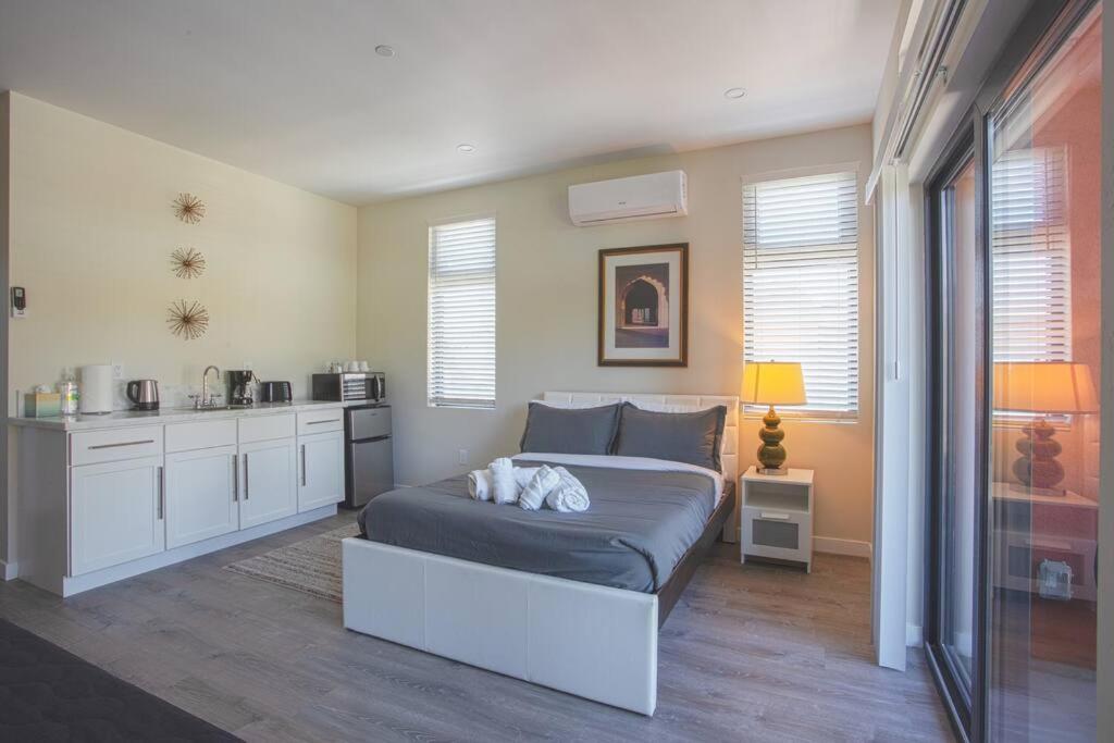  | Cozy Studio next to San Diego DT and Balboa Park