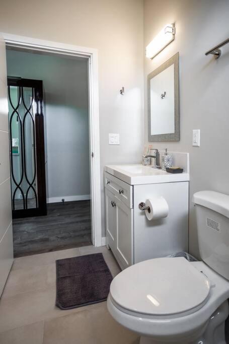  | Cozy Studio next to San Diego DT and Balboa Park
