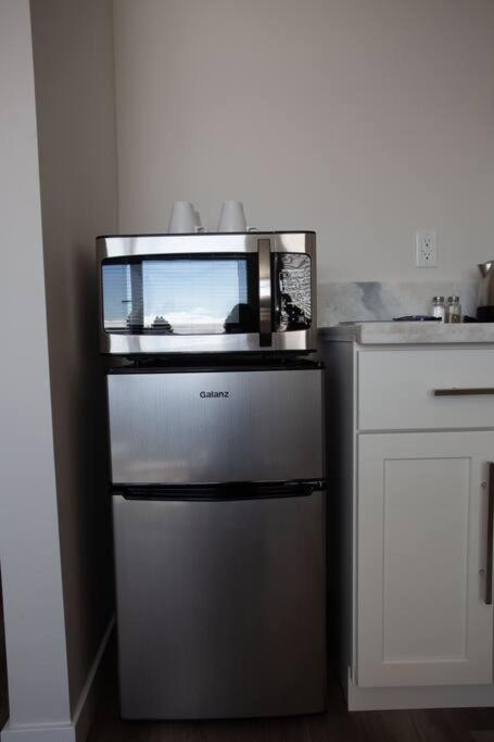 | Luxurious Design One Bedroom Apt near Balboa Park