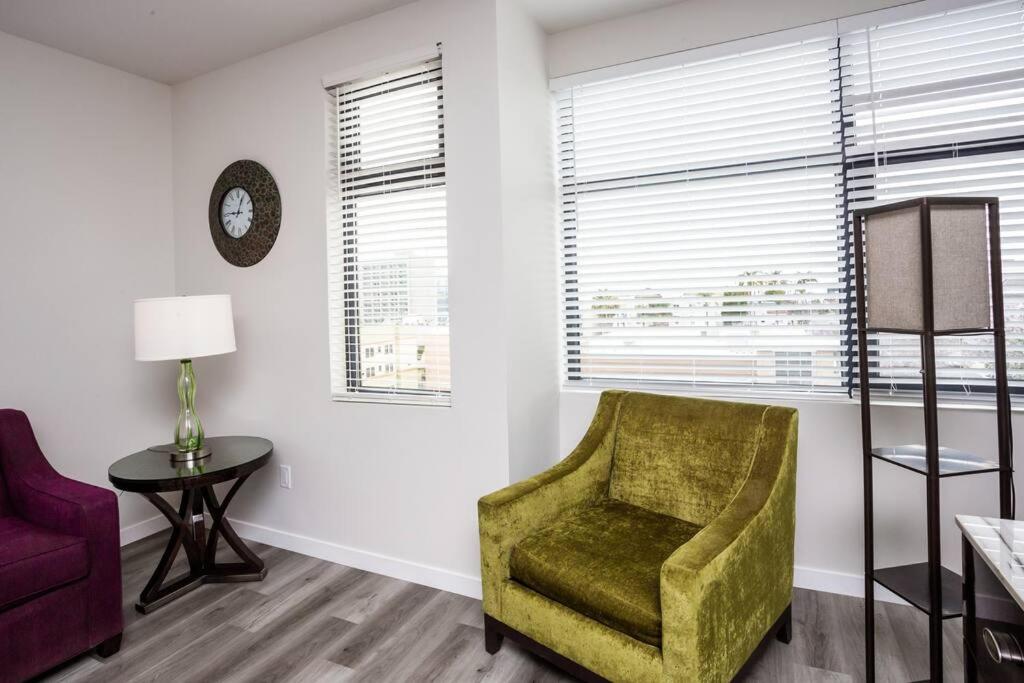 | One Bedroom Apartment with Luxurious Furnitures