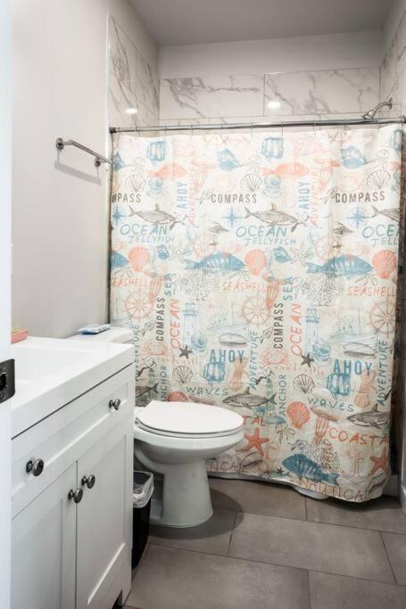 | One Bedroom Apartment with Luxurious Furnitures