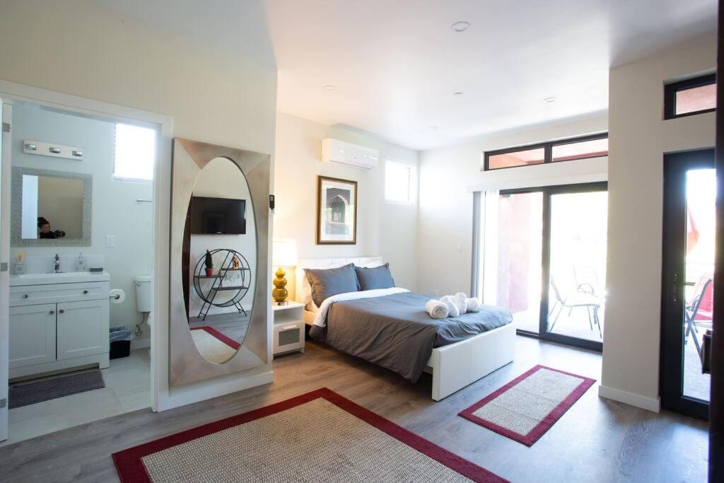 | Spacious Studio with Incredible Balboa Park View