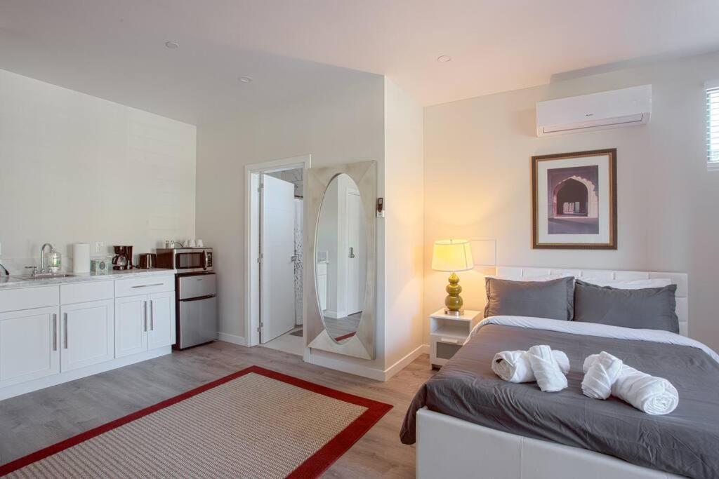 | Spacious Studio with Incredible Balboa Park View