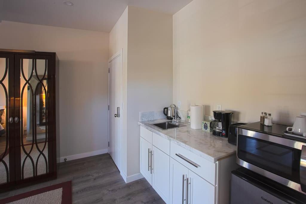 | Spacious Studio with Incredible Balboa Park View