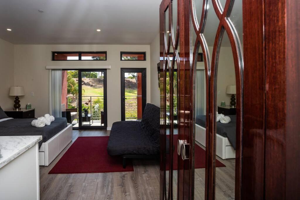  | Steps to Balboa Park- Brand New Apt - Cozy Studio