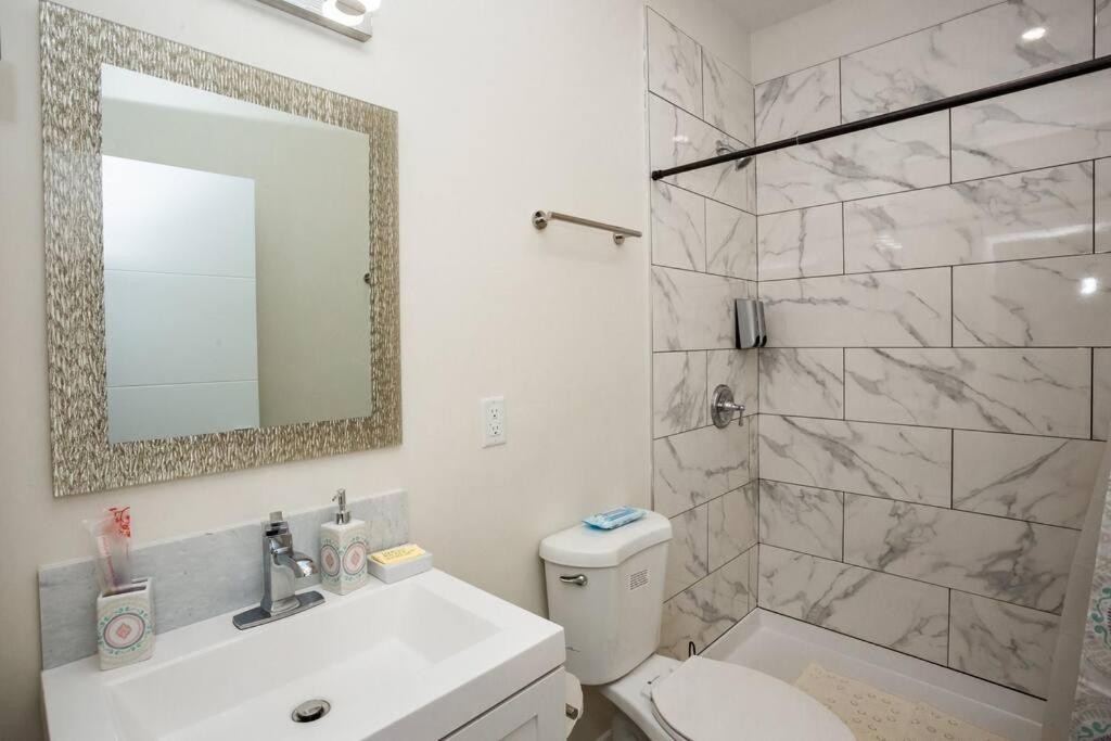  | Steps to Balboa Park- Brand New Apt - Cozy Studio
