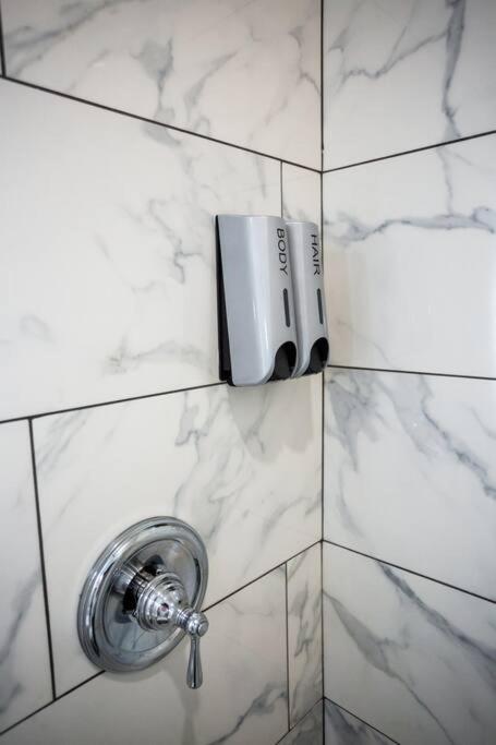  | Steps to Balboa Park- Brand New Apt - Cozy Studio