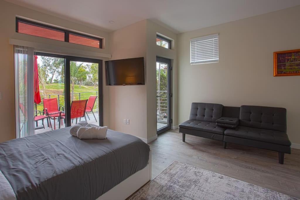 | Explore Balboa Park From Your Cozy Studio w Patio
