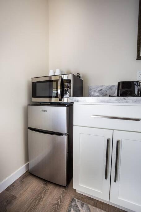  | Modern, Luxurious and Prime location All in One
