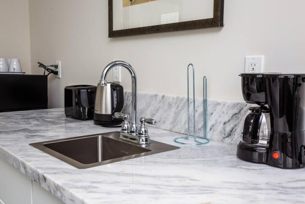  | Modern, Luxurious and Prime location All in One