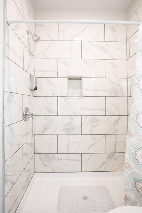  | Modern, Luxurious and Prime location All in One