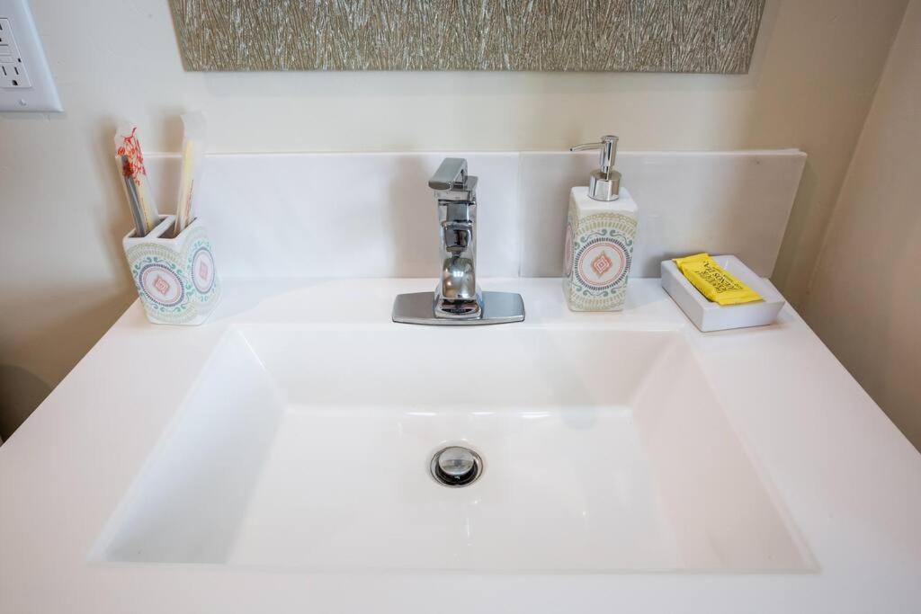  | Modern, Luxurious and Prime location All in One