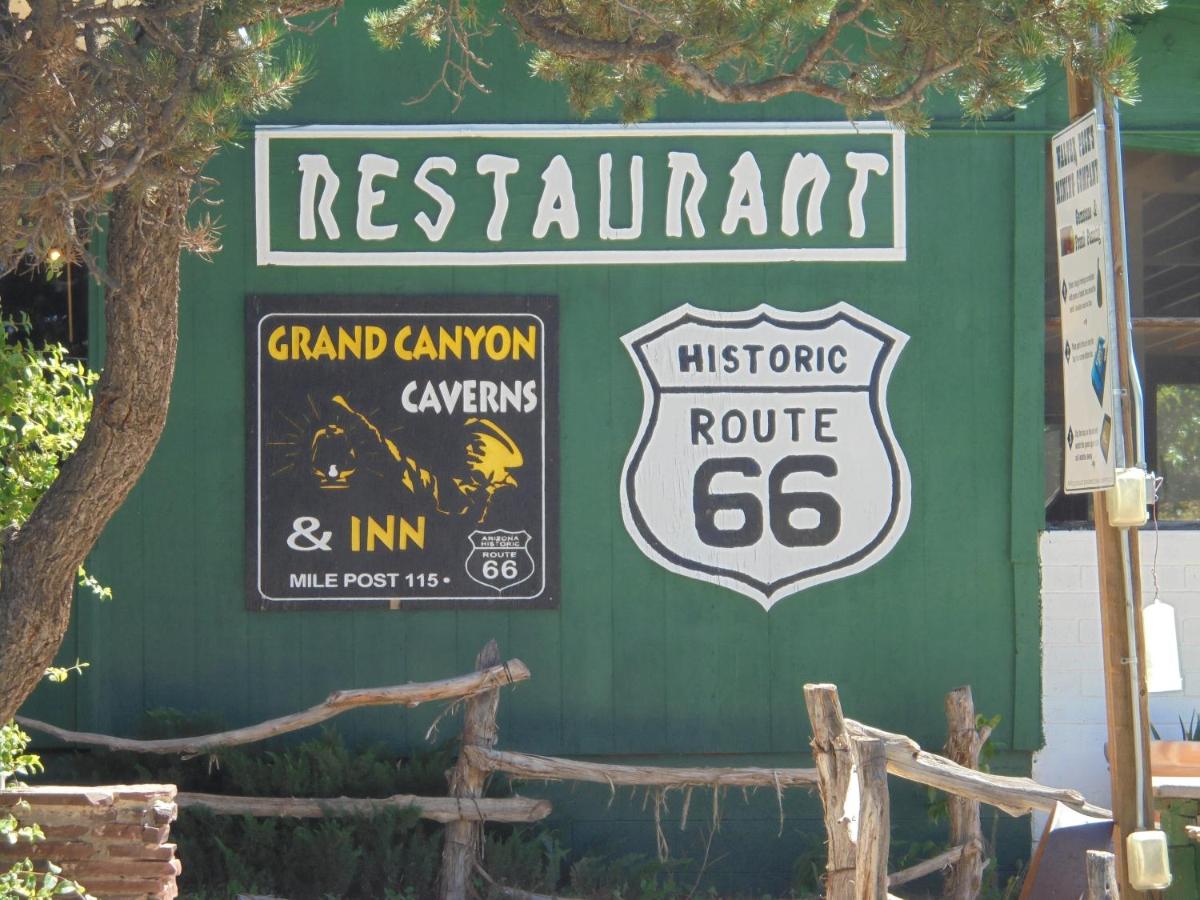 | Grand Canyon Caverns Inn