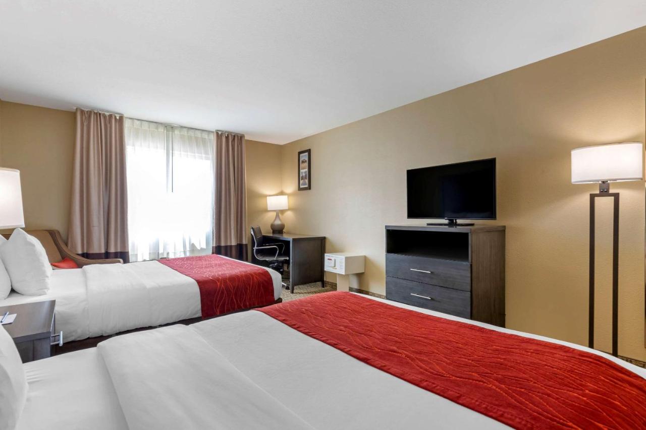 Queen Room with Two Queen Beds - Non-Smoking at Comfort Inn & Suites Ponca City near Marland Mansion