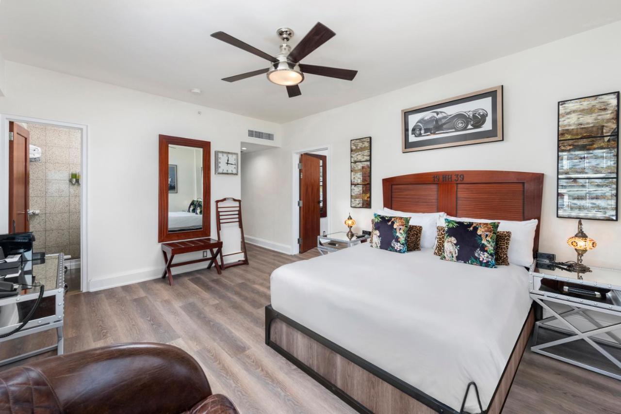 Queen Suite with Sea View at The National Hotel Miami Beach