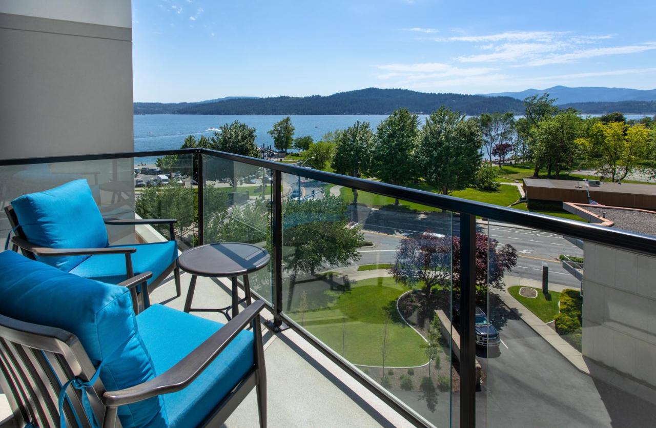 Suite with Partial Lake View  at One Lakeside