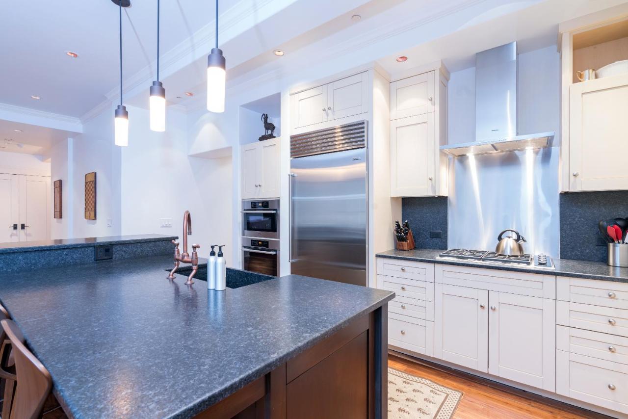 Three-Bedroom Apartment - Element 52 West 103 at Element 52, Auberge Collection