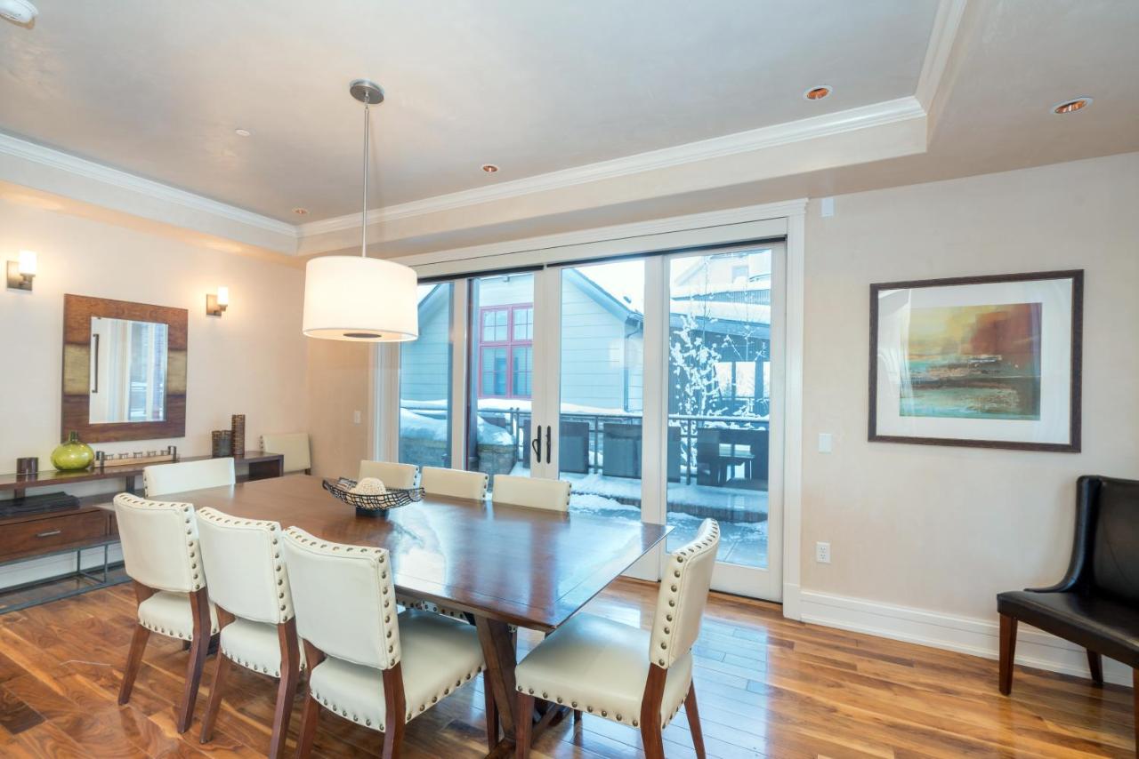 Apartment with Balcony at Element 52, Auberge Collection