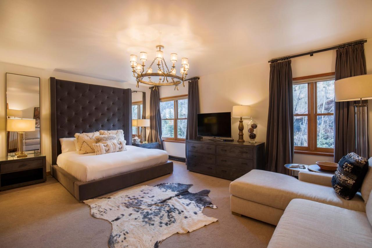 Single Room at Element 52, Auberge Collection