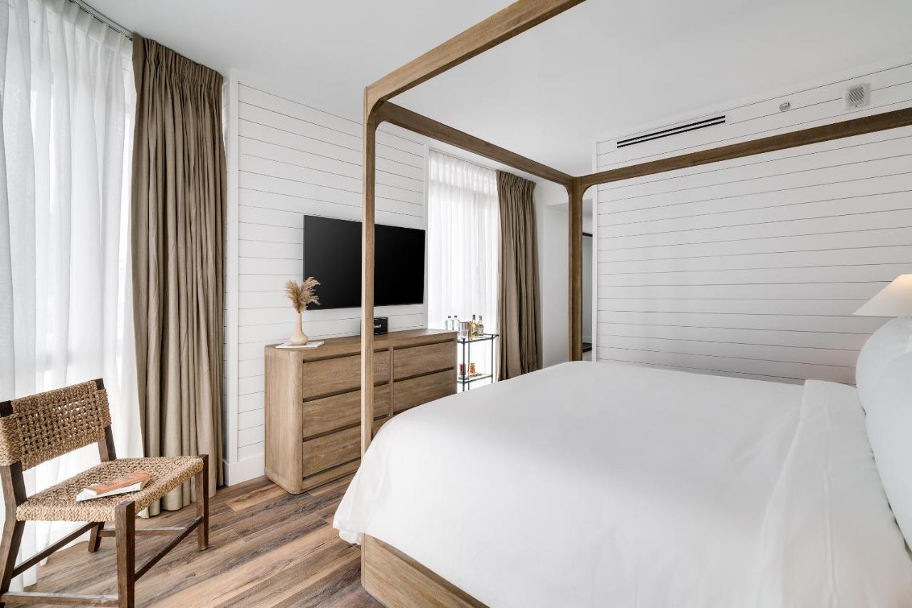 Penthouse Deluxe King Bedroom at Boulan South Beach