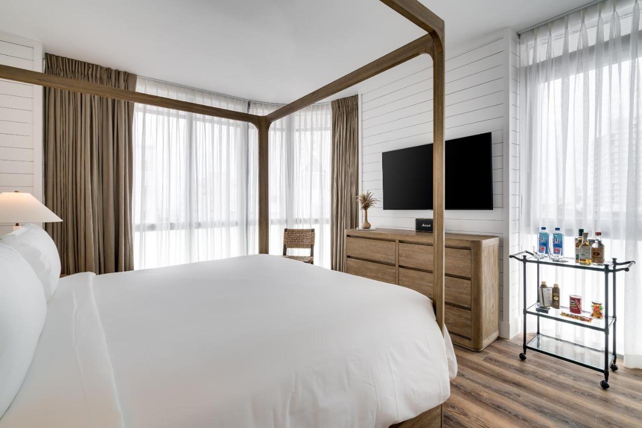 Penthouse Deluxe King Bedroom at Boulan South Beach