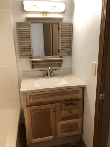 Four-Bedroom Lodge at Point View Resort