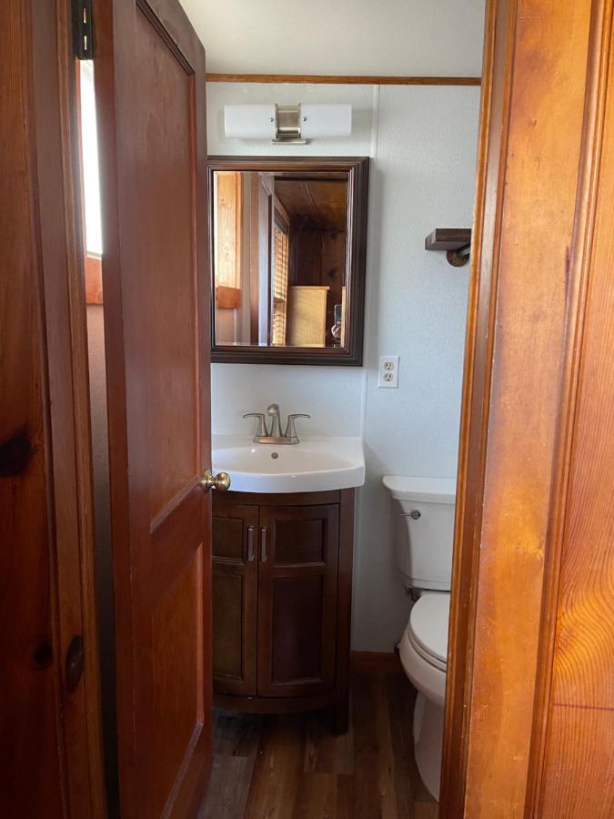 Three-Bedroom Lodge at Point View Resort