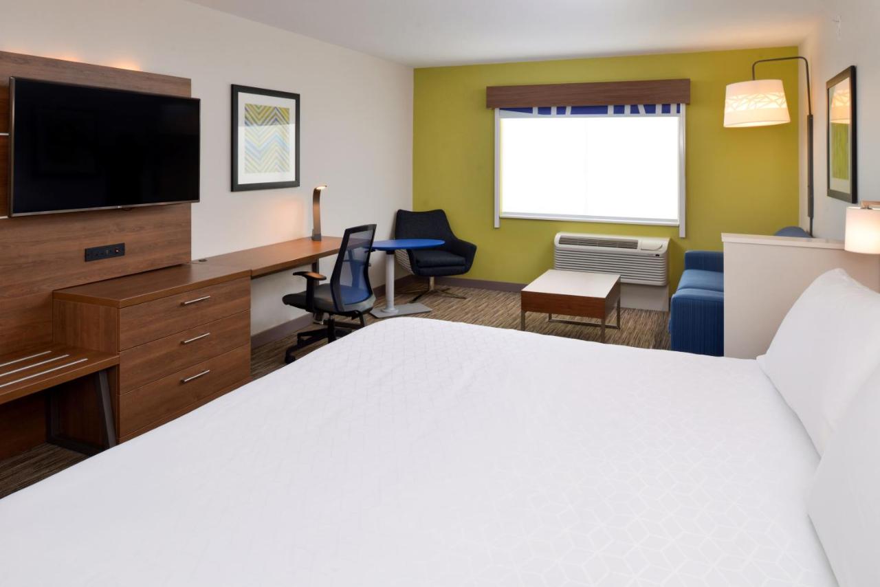  | Holiday Inn Express And Suites Ottumwa