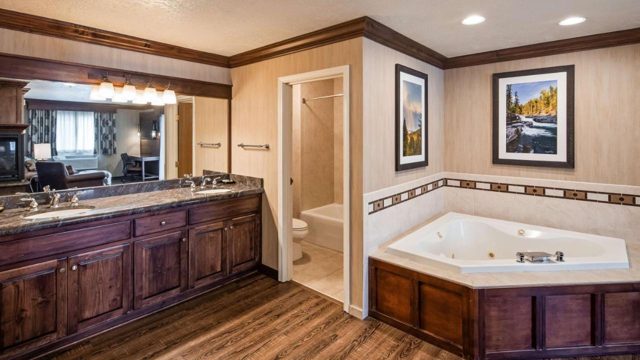 Presidential Suite - Non-Smoking at Best Western Plus Flathead Lake Inn And Suites