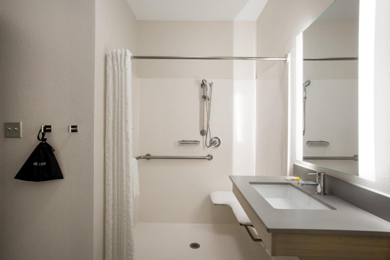  | Candlewood Suites Apex Raleigh Area