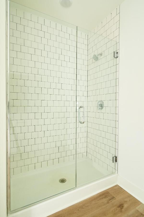 Two-Bedroom Suite at Sonder at LC Sobro