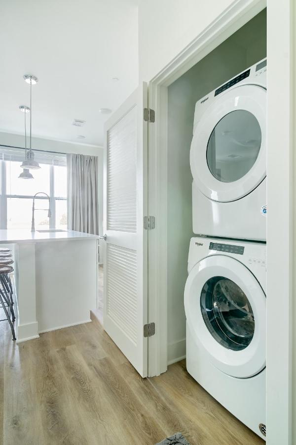 One-Bedroom Suite at Sonder at LC Sobro