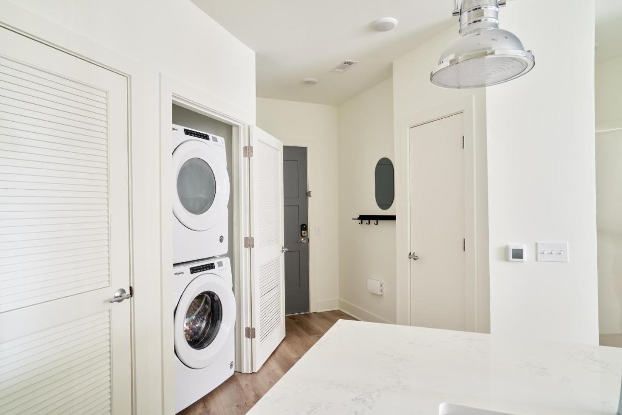Queen Suite at Sonder at LC Sobro