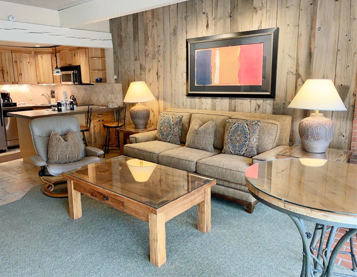 | Aspen Square Condominium Hotel