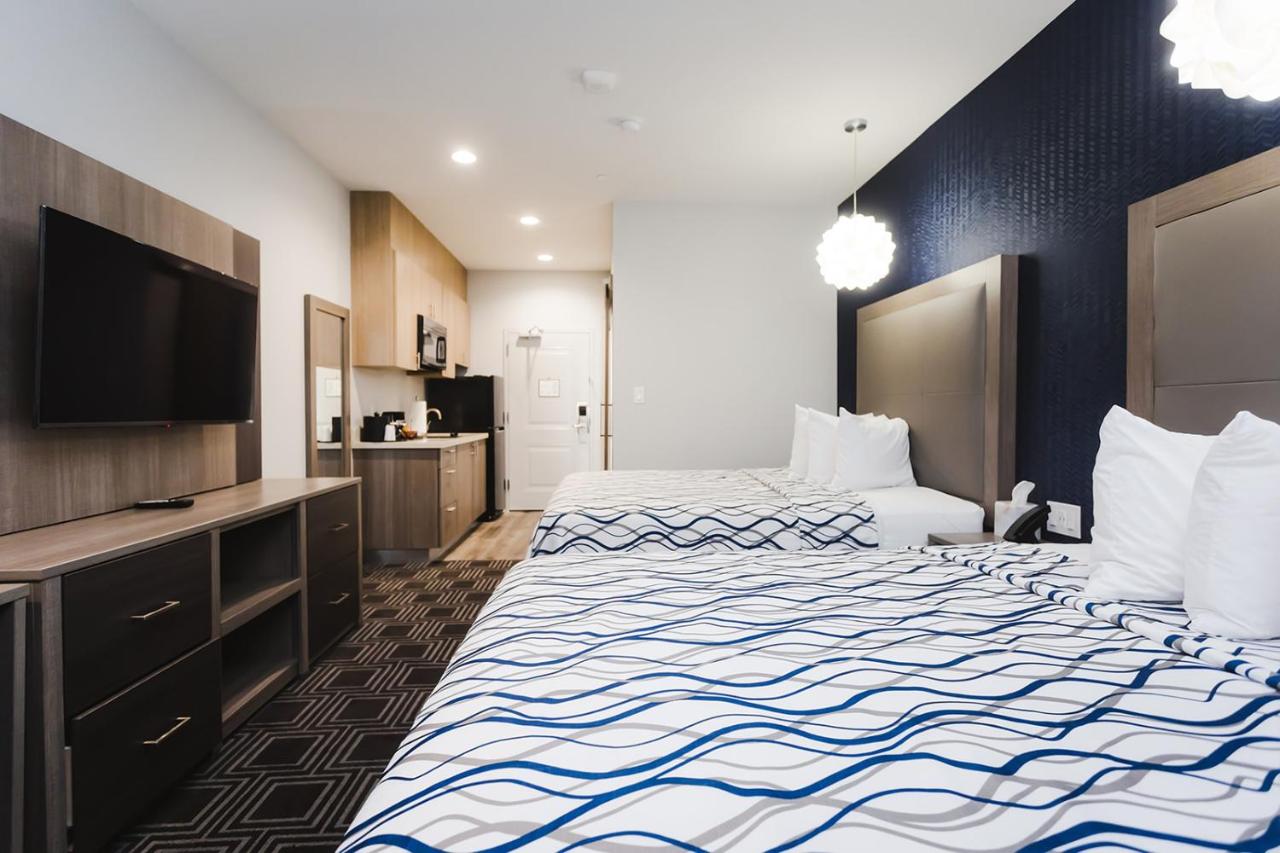 | Palace Inn Blue Houston East Beltway 8