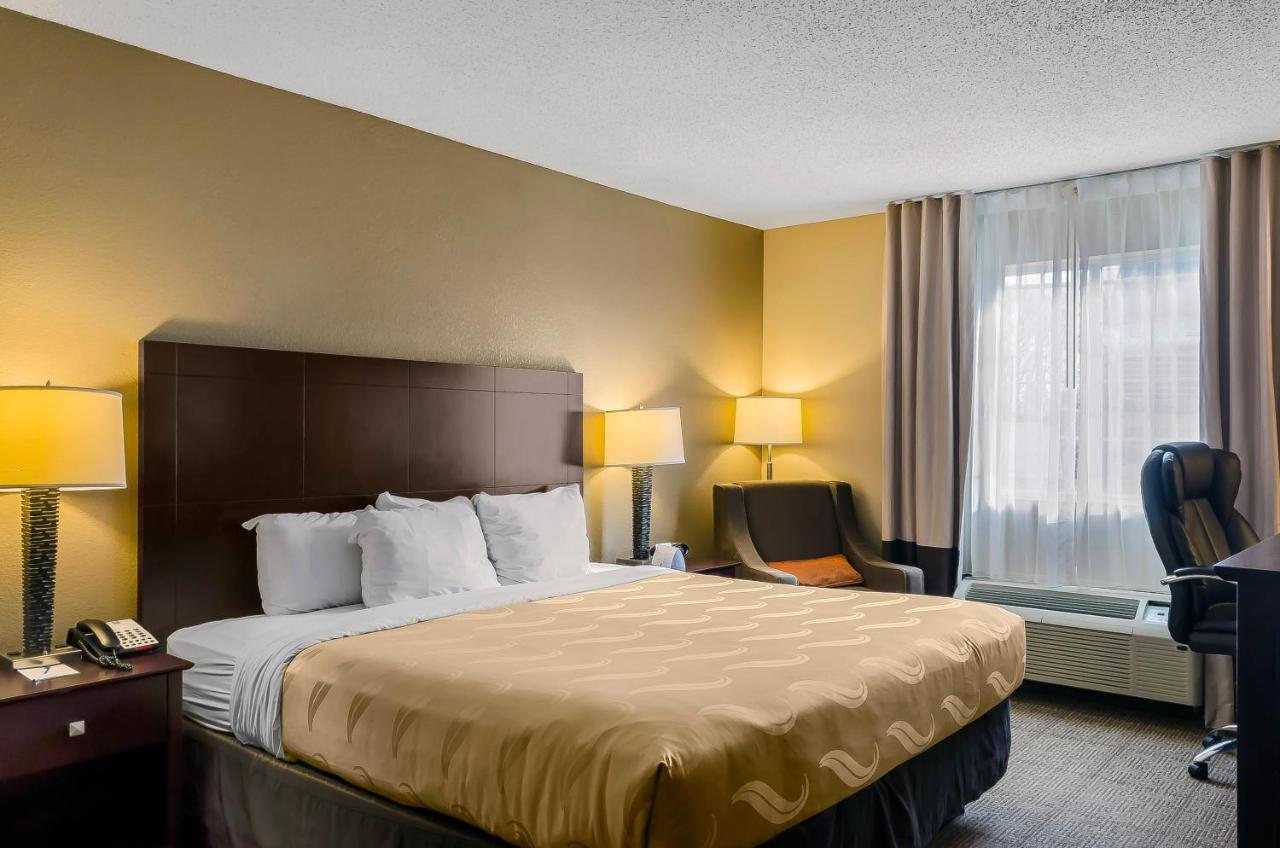 King Room - Accessible/Non-Smoking at Quality Inn Ruston