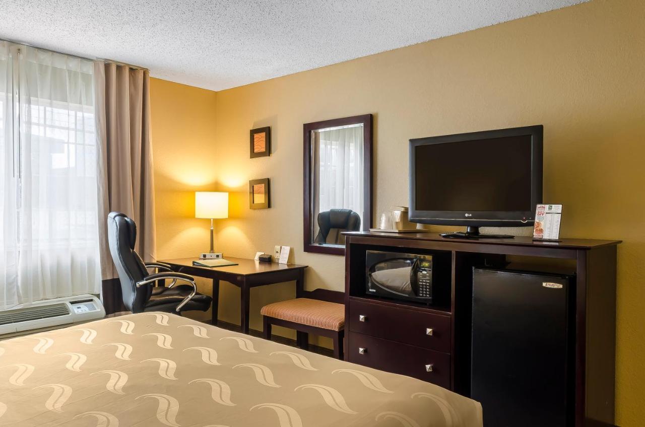 King Room - Accessible/Non-Smoking at Quality Inn Ruston