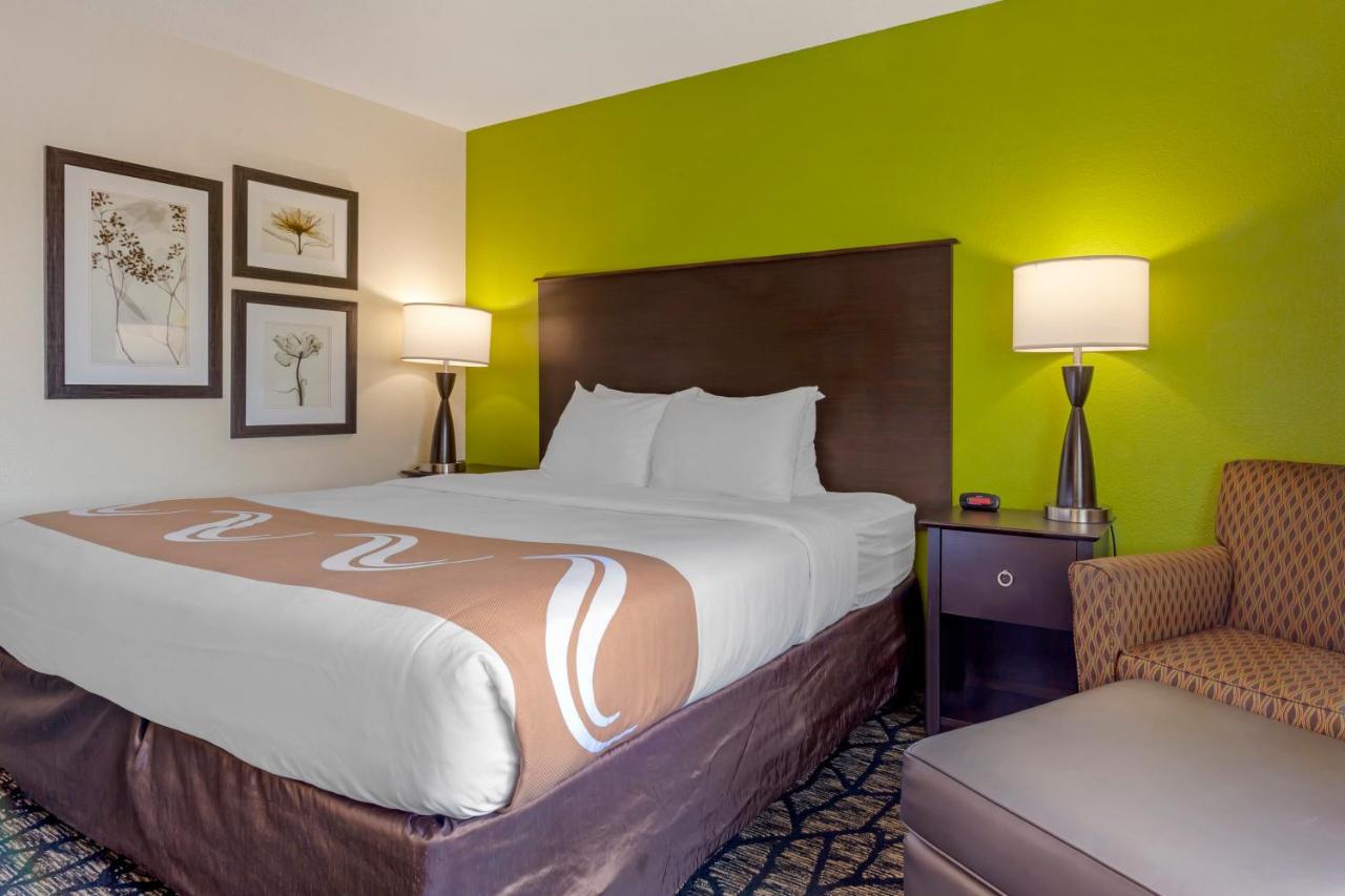 King Room - Non Smoking at Quality Inn Oshkosh Aviation Park